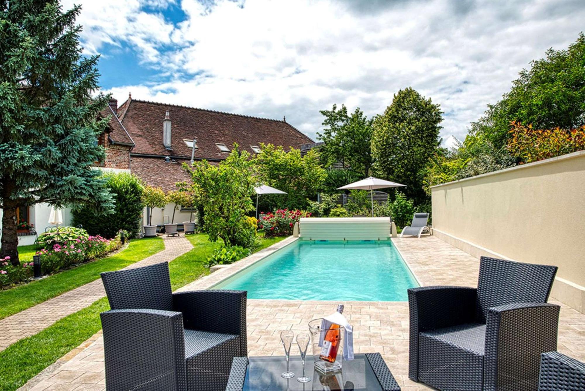 Auberge Du Lac, Sure Hotel Collection By Best Western Mesnil-Saint-Père Exterior foto